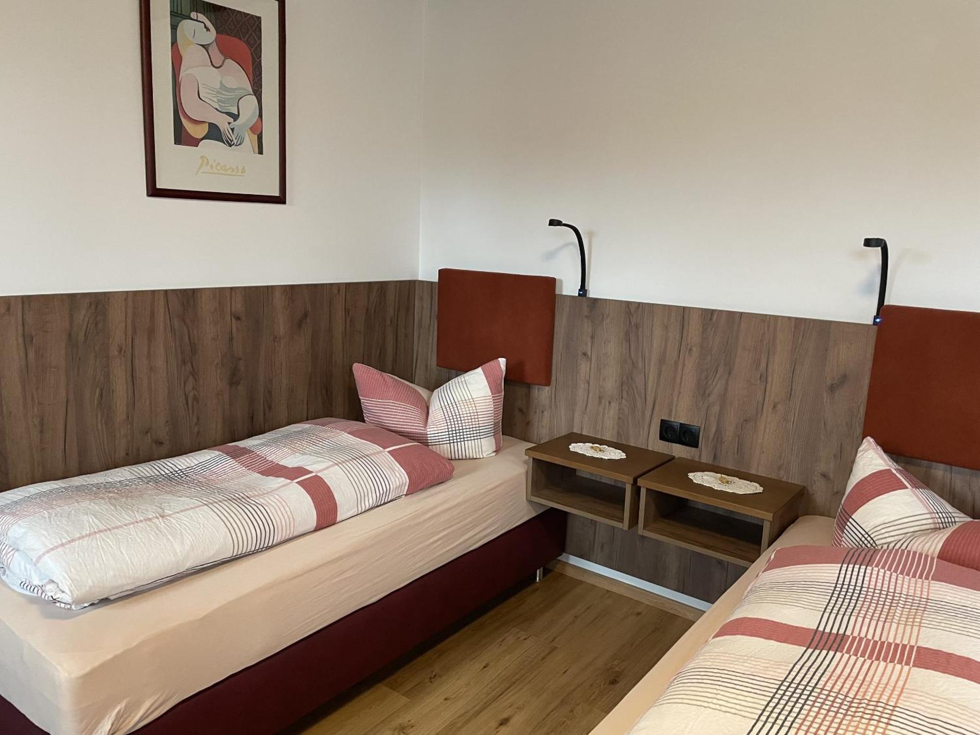 Hotel Boarding House Hohenwart Fuchstal Pokoj fotografie